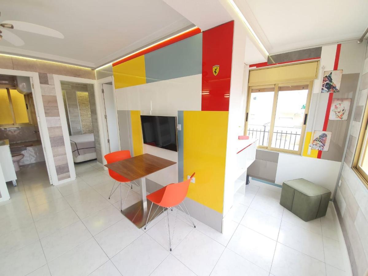 Apartamento En Salou Con Las Vistas Al Port Aventura Luaran gambar