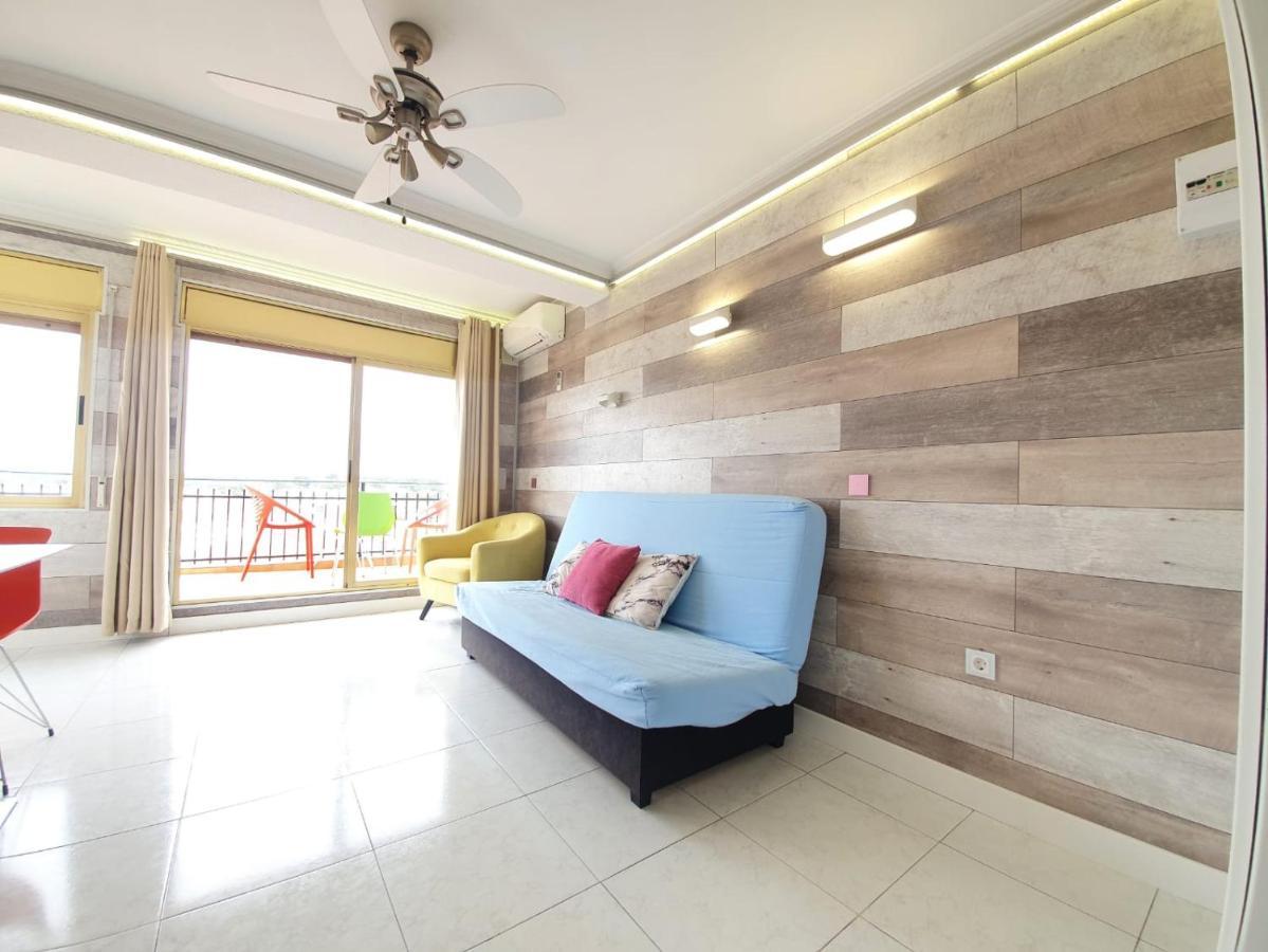 Apartamento En Salou Con Las Vistas Al Port Aventura Luaran gambar
