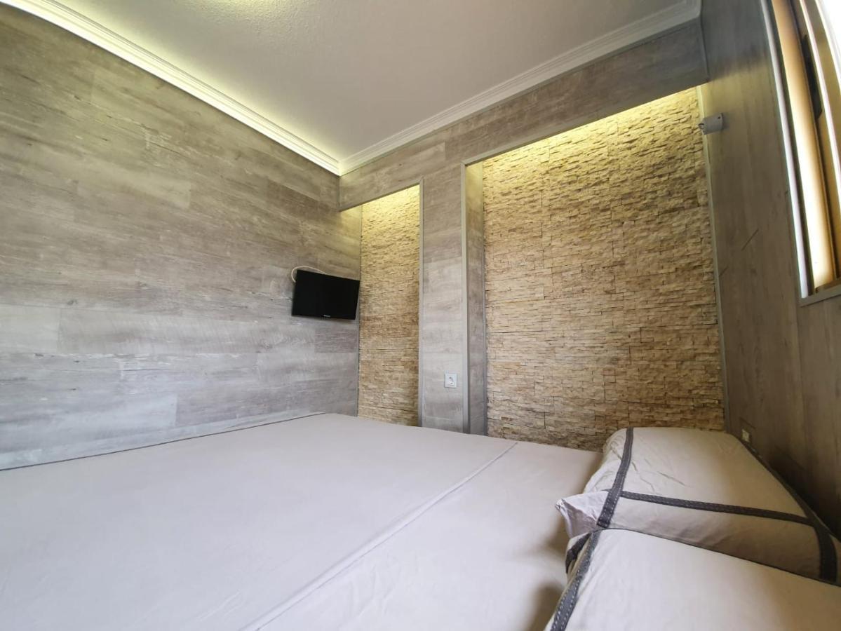 Apartamento En Salou Con Las Vistas Al Port Aventura Luaran gambar