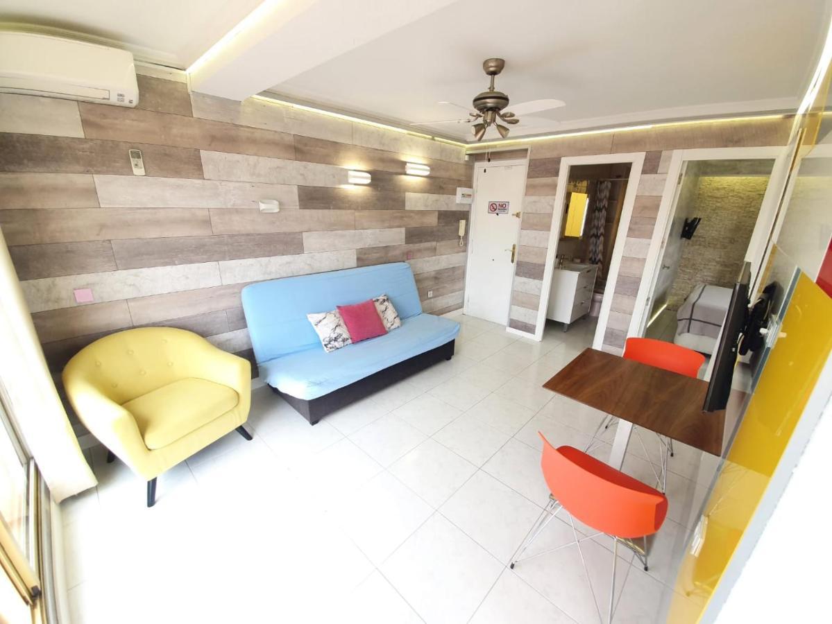 Apartamento En Salou Con Las Vistas Al Port Aventura Luaran gambar