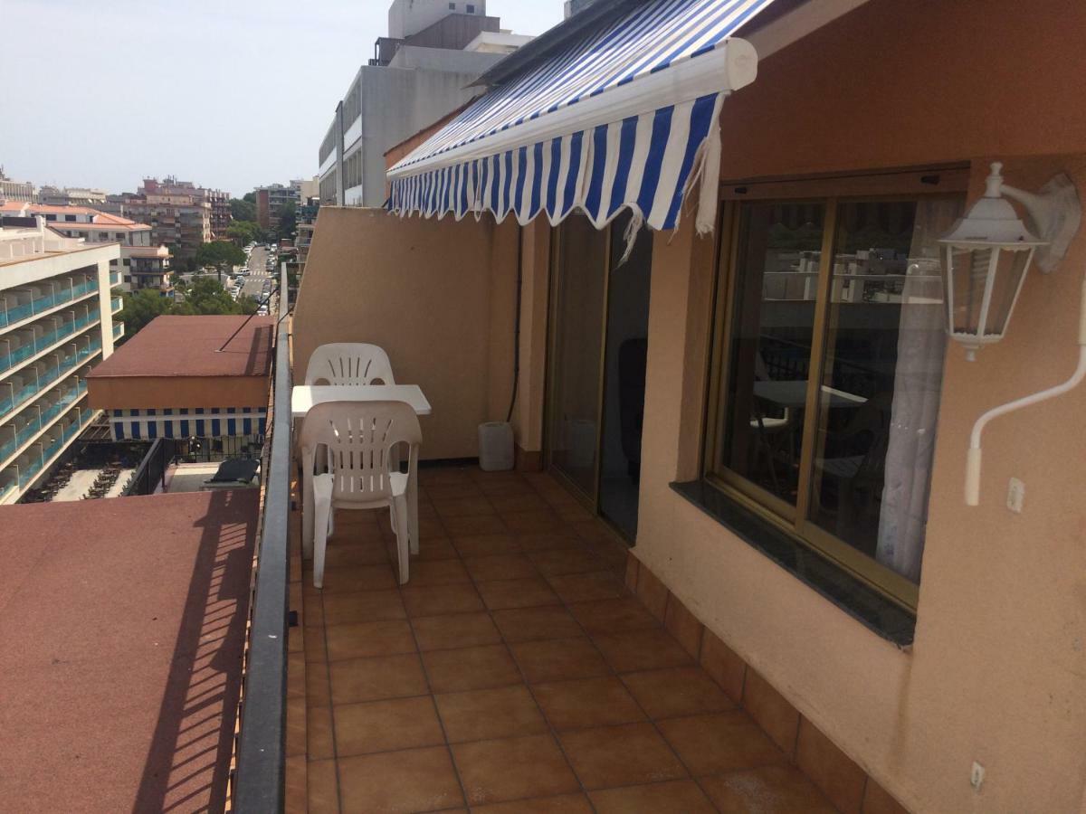 Apartamento En Salou Con Las Vistas Al Port Aventura Luaran gambar