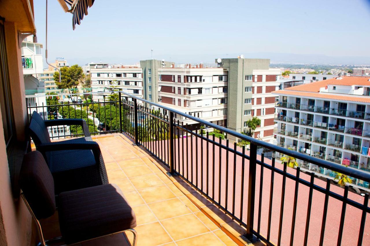 Apartamento En Salou Con Las Vistas Al Port Aventura Luaran gambar